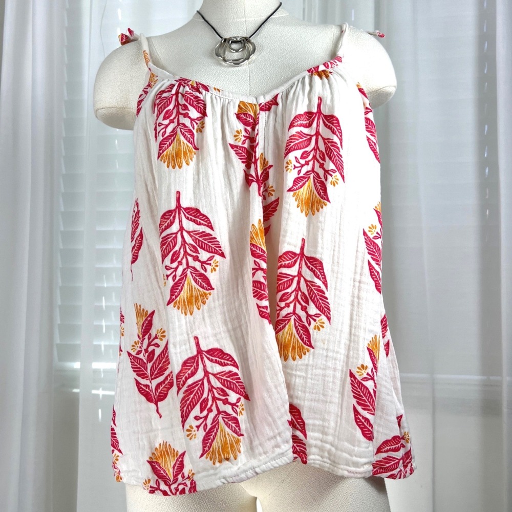 Old Navy Womens Gauze Floral Cami Tank Top Womens Small Petite‎ White Pink Boho